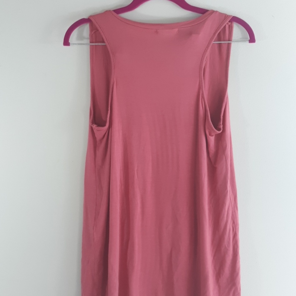 Sleeveless Racerback Top - Picture 4 of 4